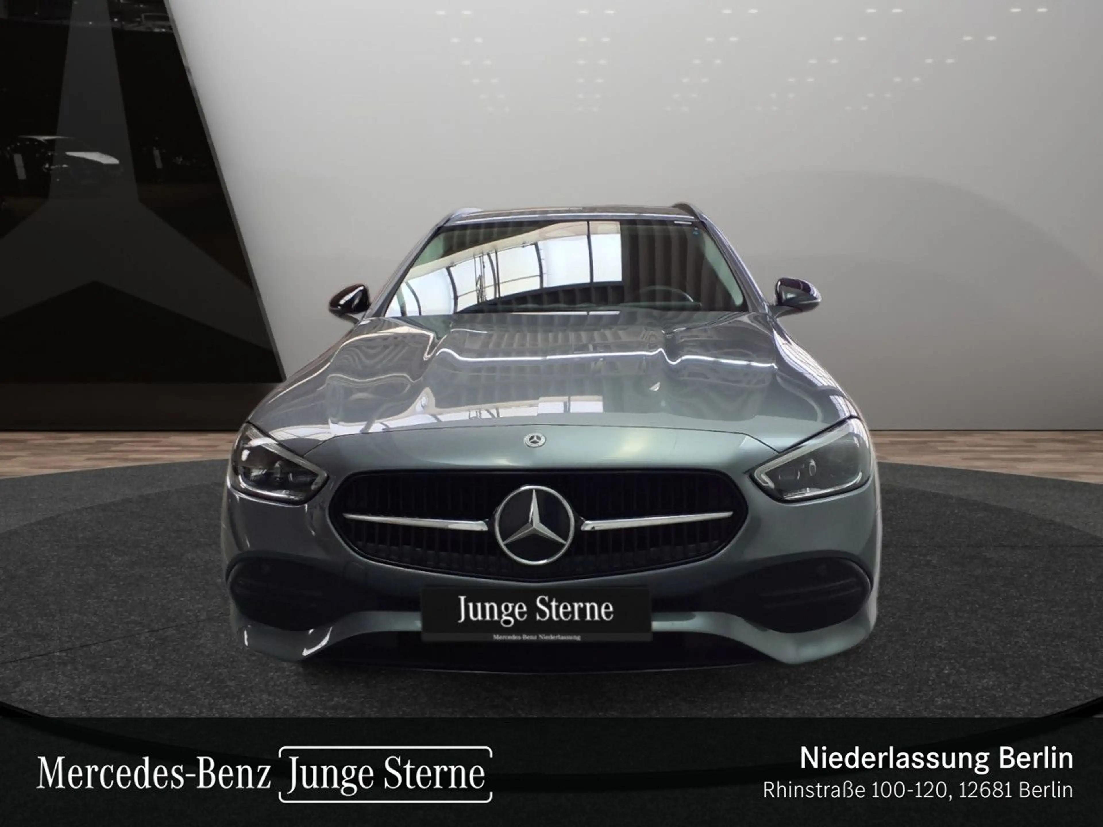 Mercedes-Benz C 300 e T AVANTG+NIGHT+KAMERA+TOTW+KEYLESS+9G — photo 3