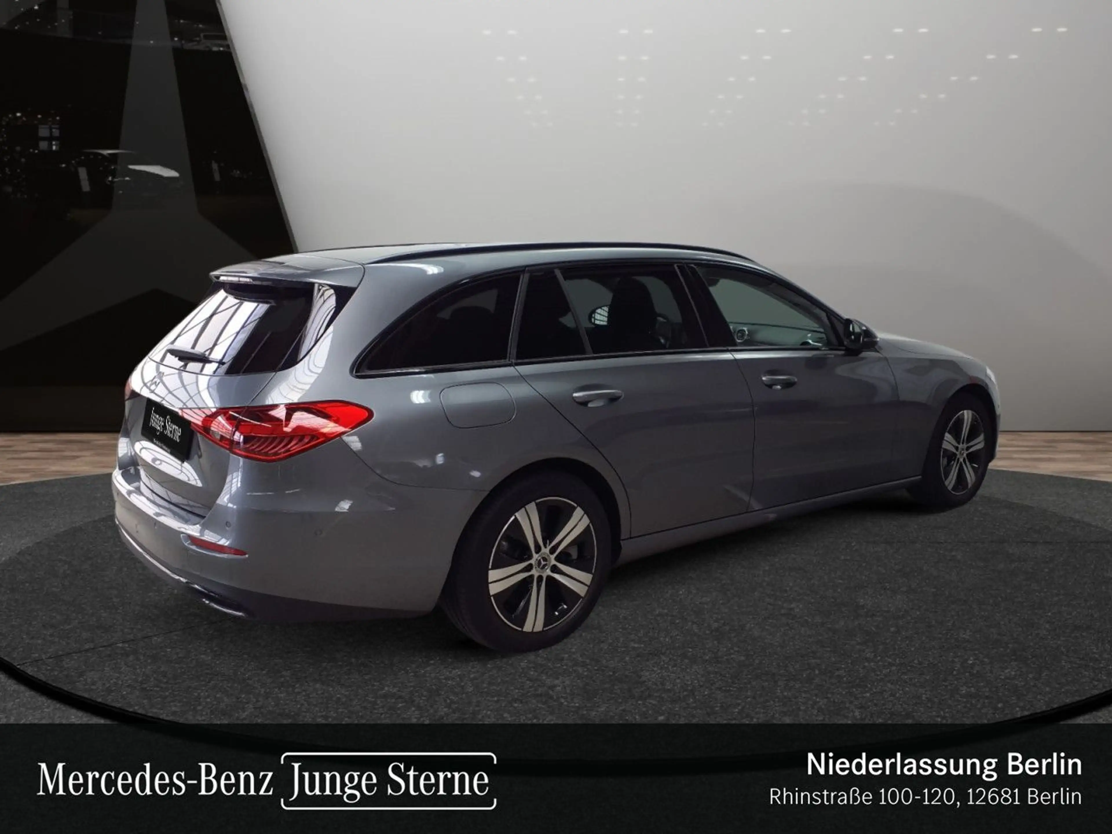 Mercedes-Benz C 300 e T AVANTG+NIGHT+KAMERA+TOTW+KEYLESS+9G — photo 6