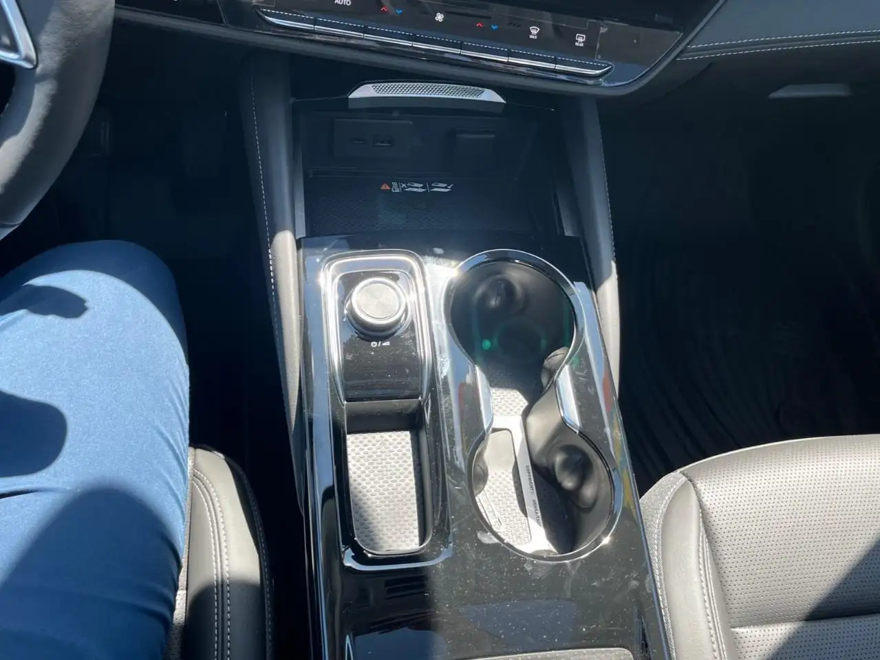 Buick Envision снимка Buick Envision