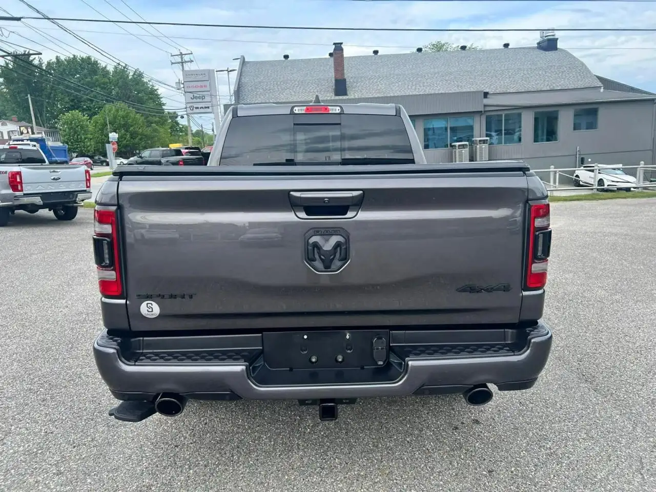 RAM 1500 photo RAM 1500