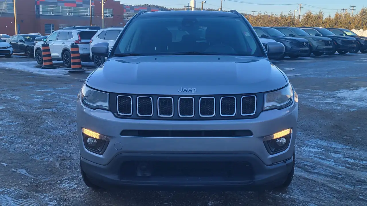 Jeep Compass снимка Jeep Compass
