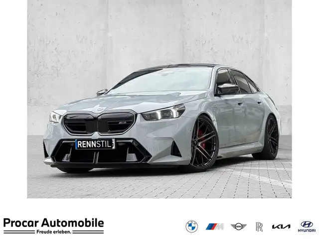BMW M5 Limousine DA Prof PA Prof B&W 22" RENNStil