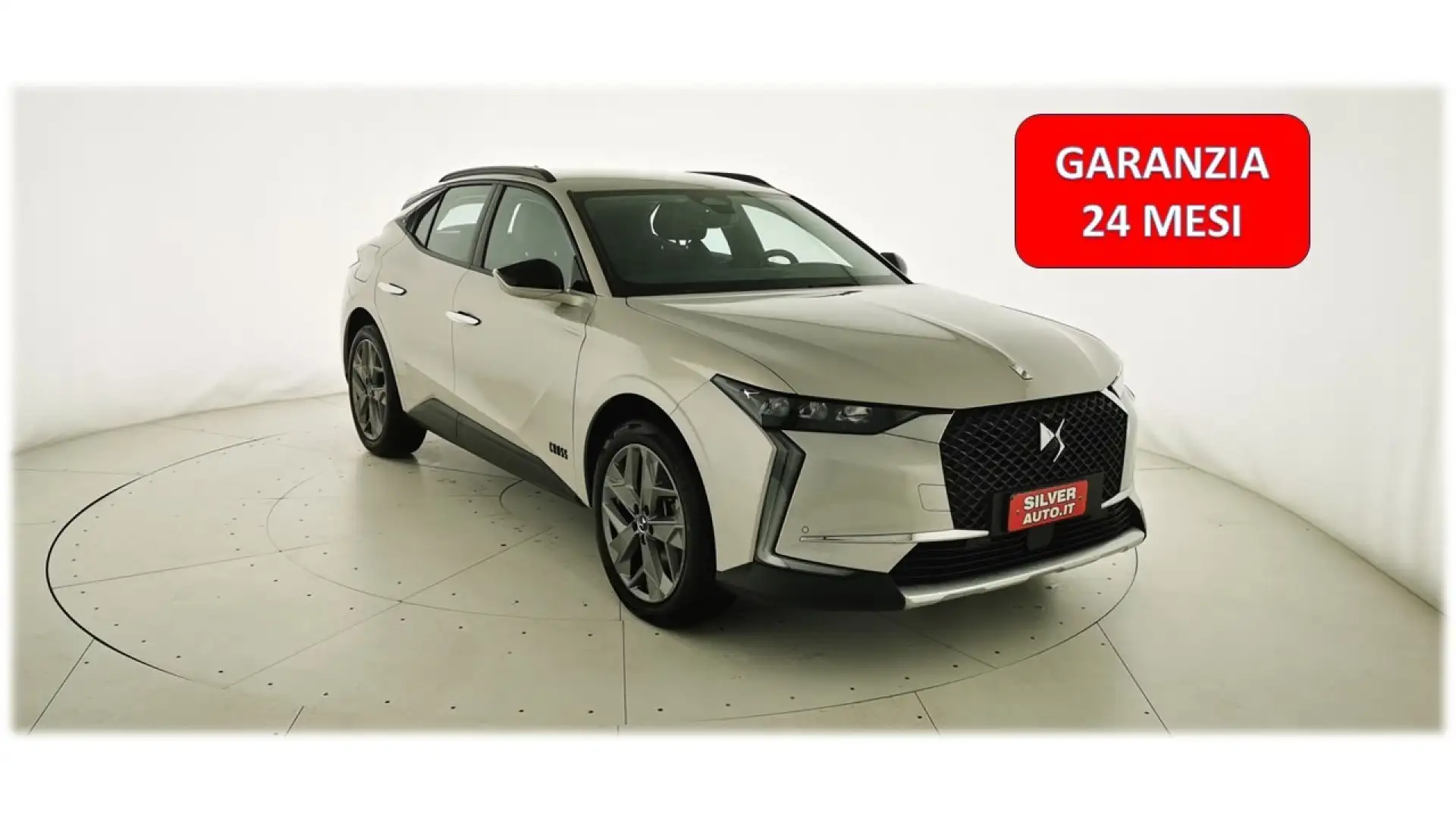 DS Automobiles DS 4 E-Tense 225 Cross Trocadero Grau - 1