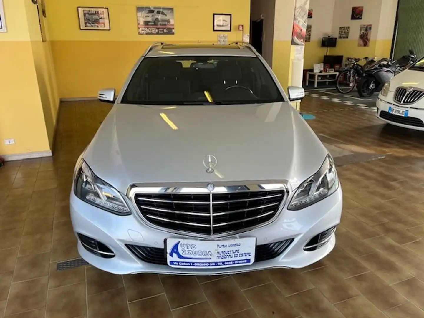 Mercedes-Benz E 220 SW (W/S212) AUTOMATIC Executive Silver - 2