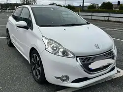 Peugeot 208 1.6 e-HDi 92ch FAP BMP6 Allure