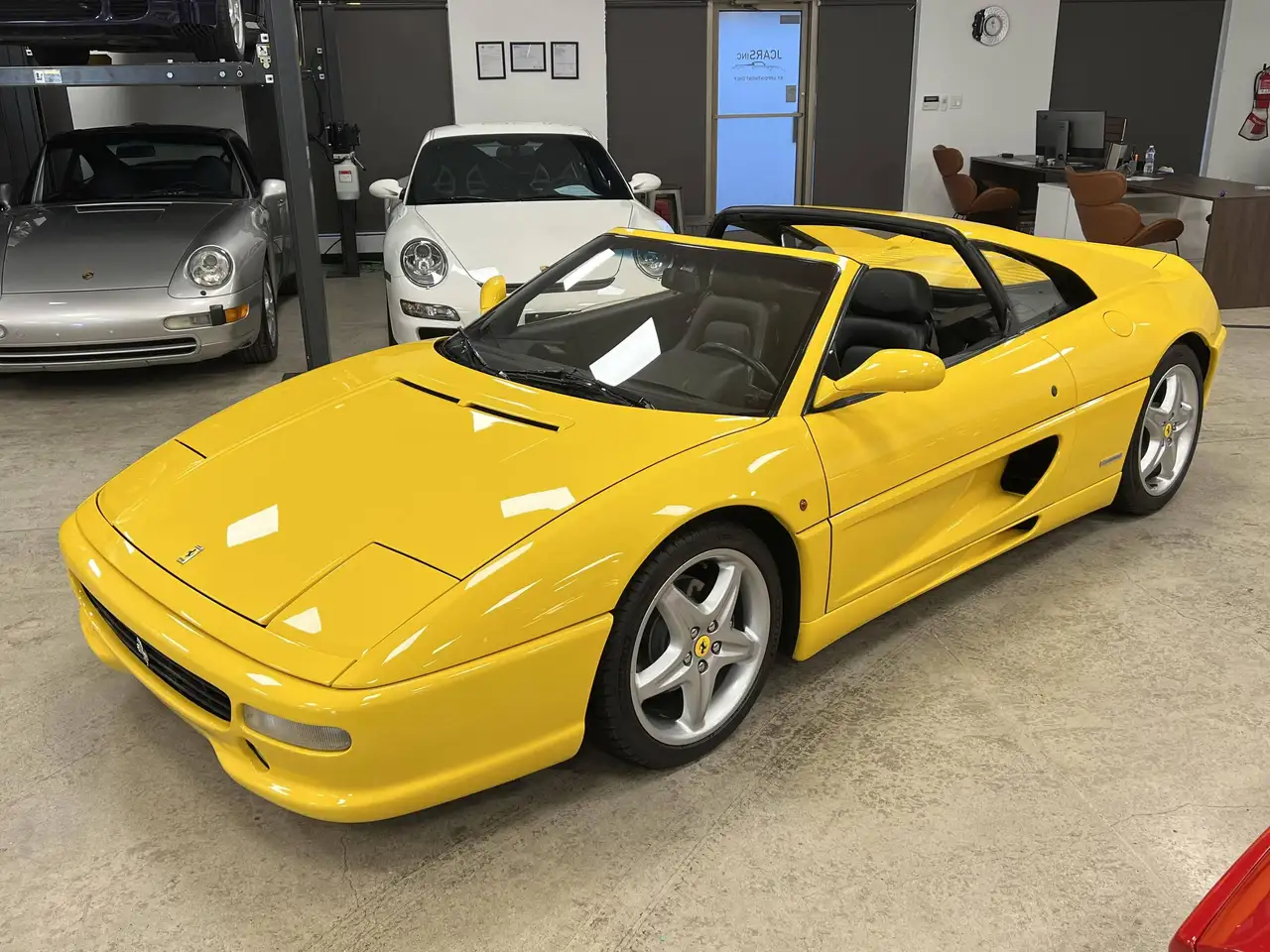 1995 Giallo GTS Manual 2.7 — photo 2
