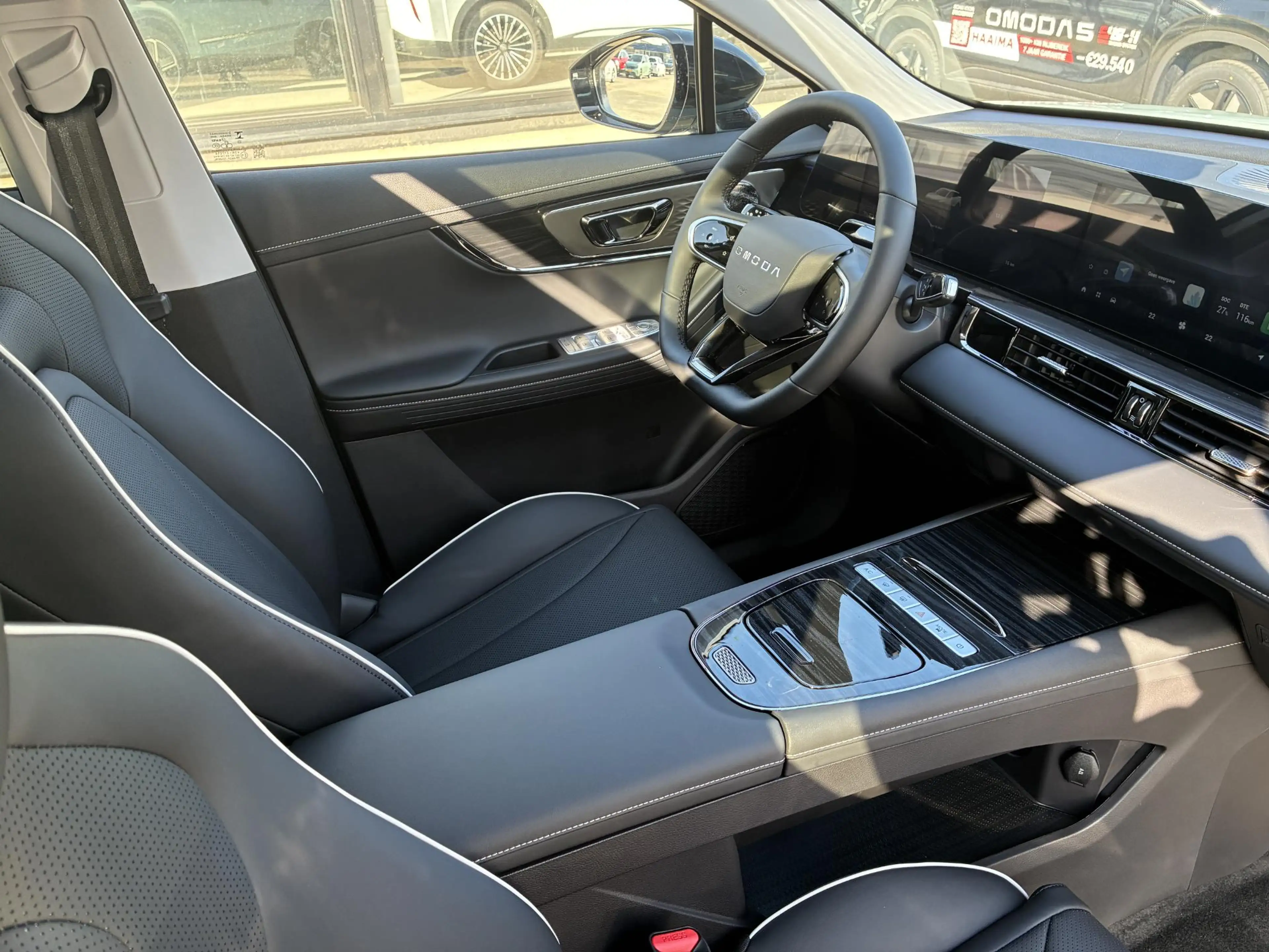 Omoda 5 Premium 61 kWh Voorraad Nieuw| ECC | Schuif/kantel — photo 13