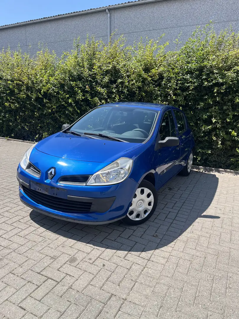 Renault Clio 1.2i 16v Eco Générique - 1