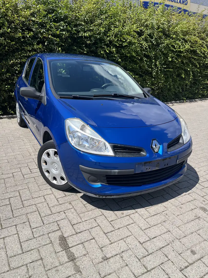 Renault Clio 1.2i 16v Eco Générique - 2