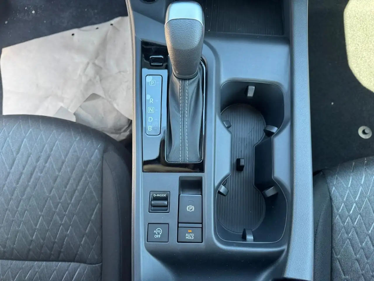 Nissan Sentra снимка Nissan Sentra