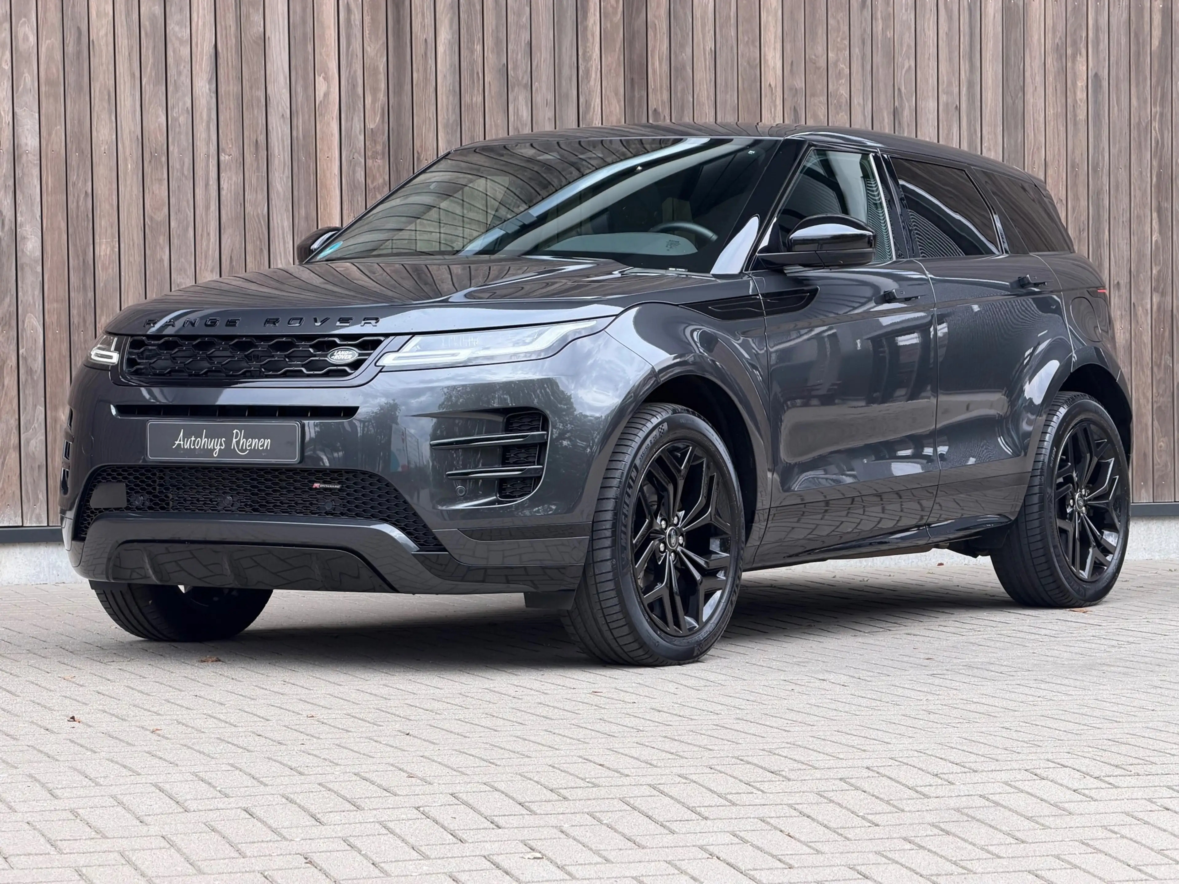 Land Rover Range Rover Evoque 1.5 P300e AWD R-Dynamic S / Pano / Meridian / Memo — photo 2
