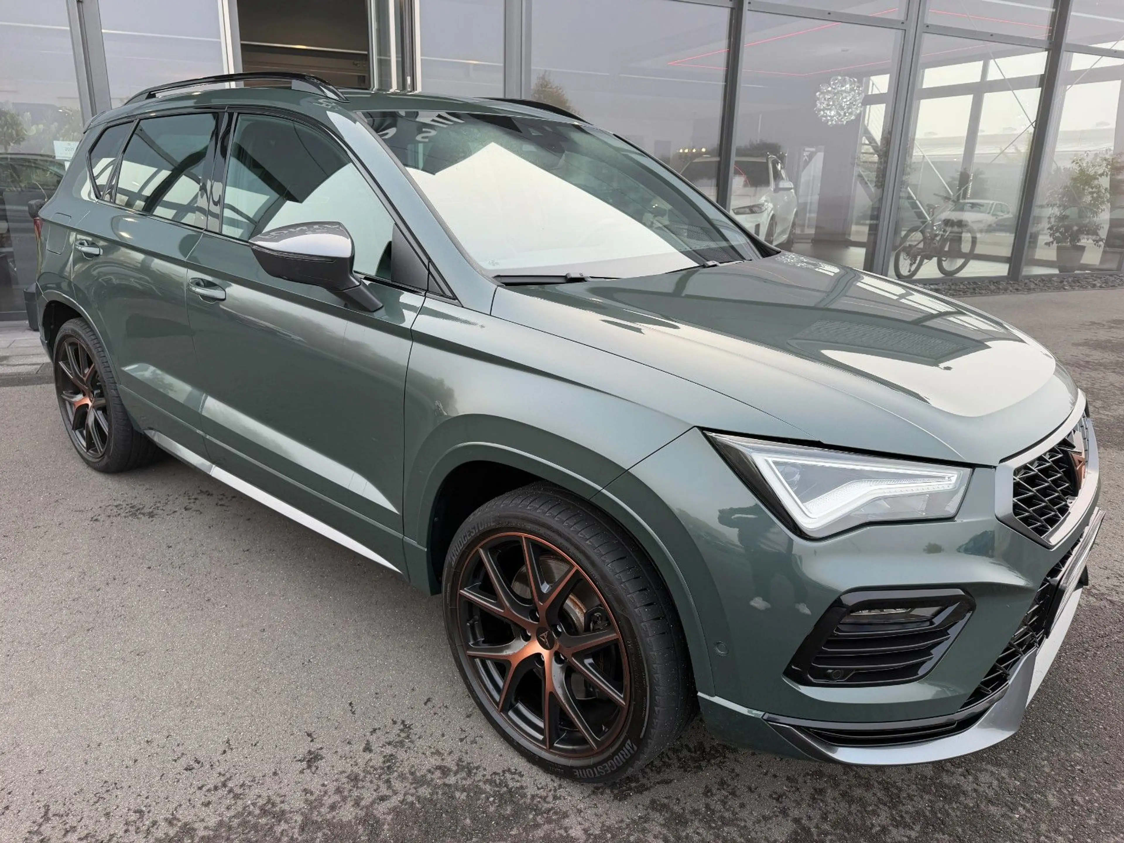 CUPRA Ateca 2,0TSi VZ 300PS Akrapovic AHK Pano 19"360° — photo 5