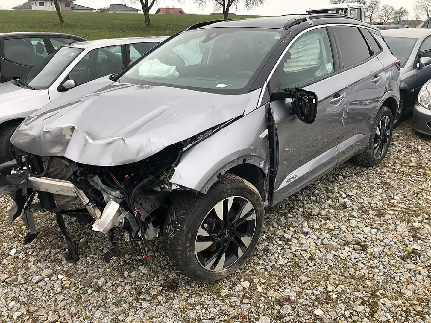 Opel Grandland GRANDLAND UNFALLWAGEN BUSI ELEG 1.5 DIESEL S/S ... Silber - 2