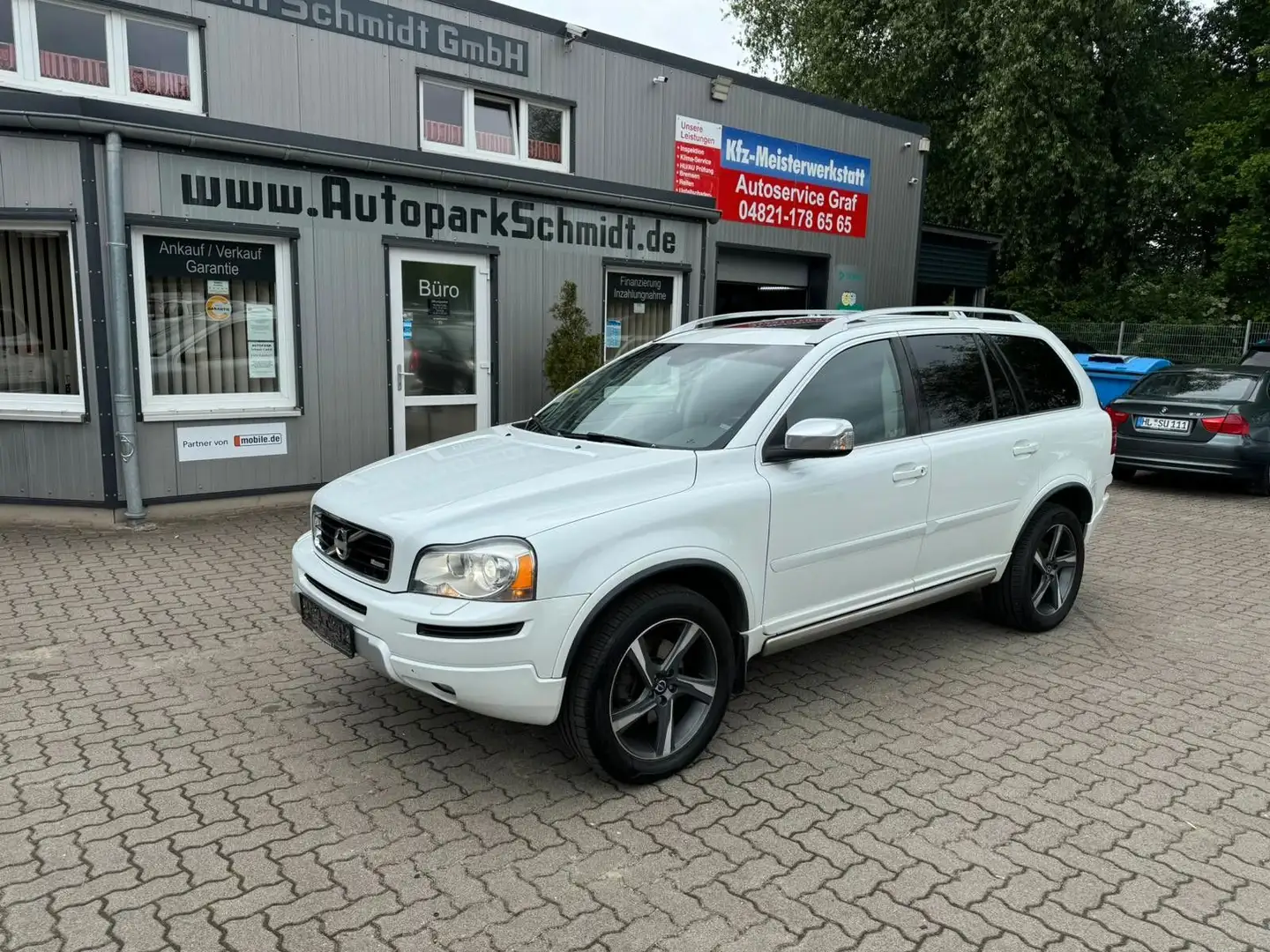 Volvo XC90 D5 R-Design 7-SITZER°AUTOM°LEDER°TEMPOM°AHK Blanc - 1