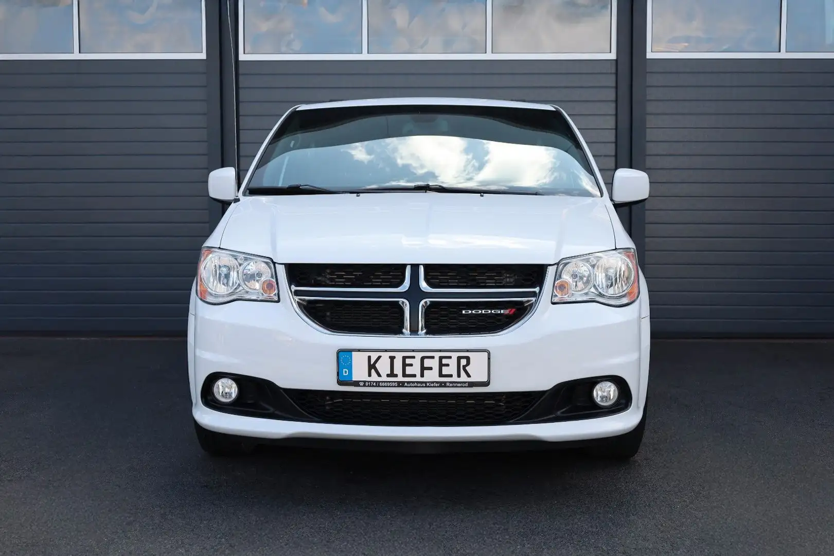 Dodge Grand Caravan SXT 3.6 V6/7-Sitzer/Kamera/R17 Blanc - 2