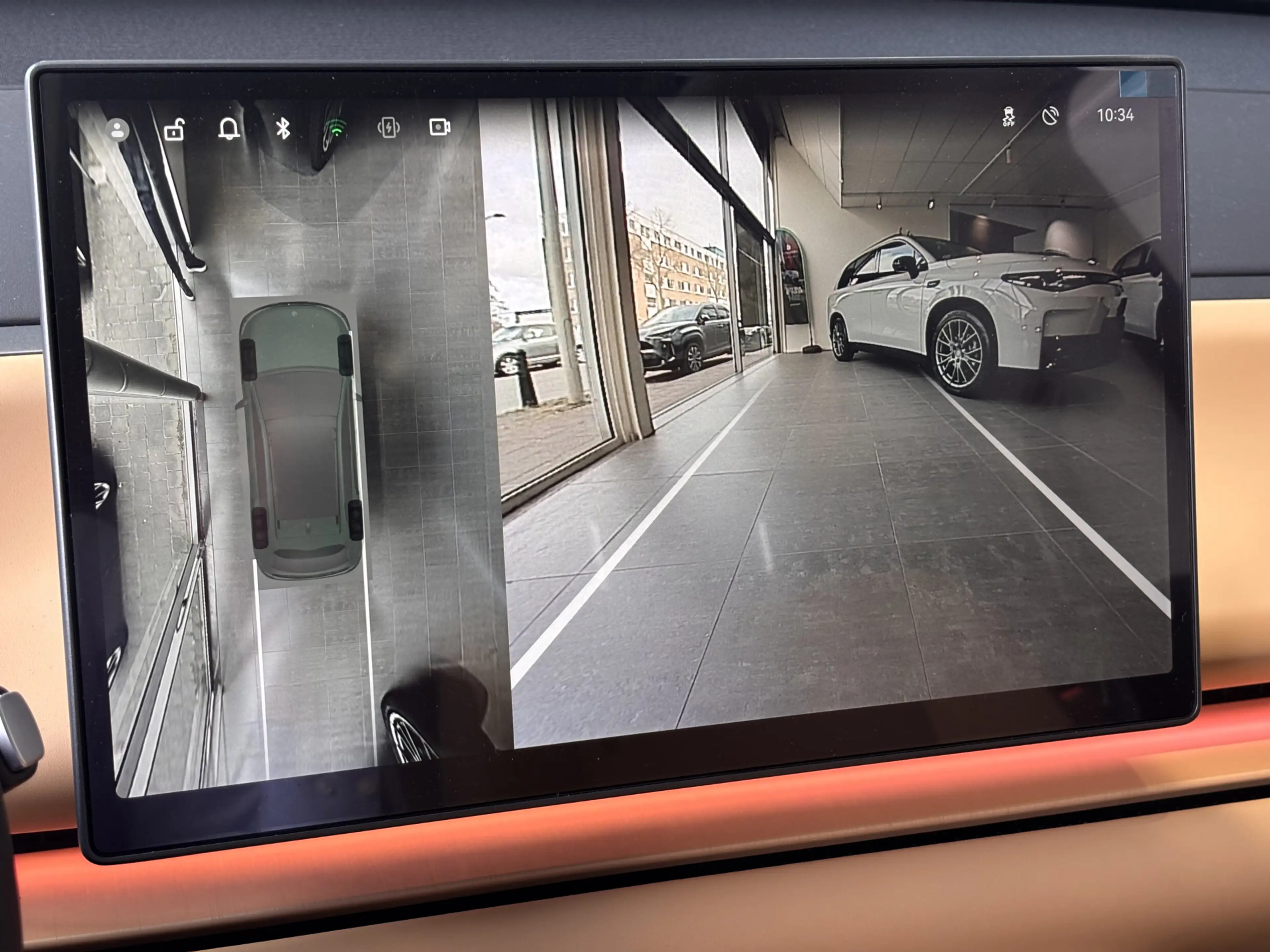 Leapmotor C10 Design Pro 69.9 kWh Volledig Elektrisch Automaat m — photo 14
