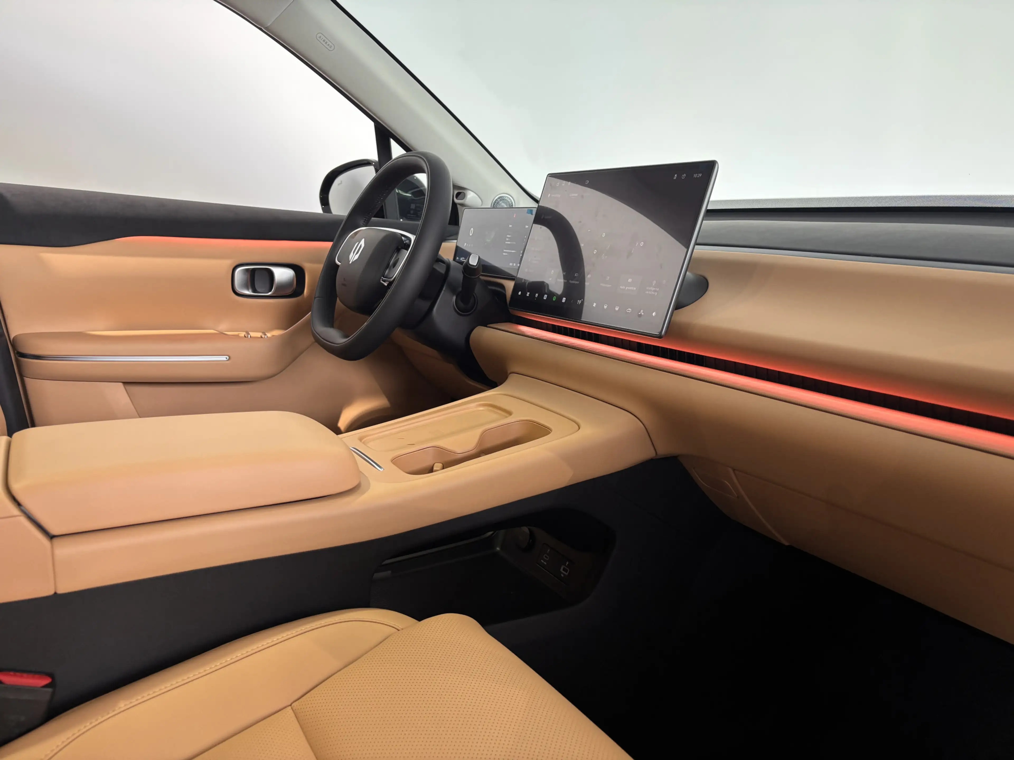 Leapmotor C10 Design Pro 69.9 kWh Volledig Elektrisch Automaat m — photo 6
