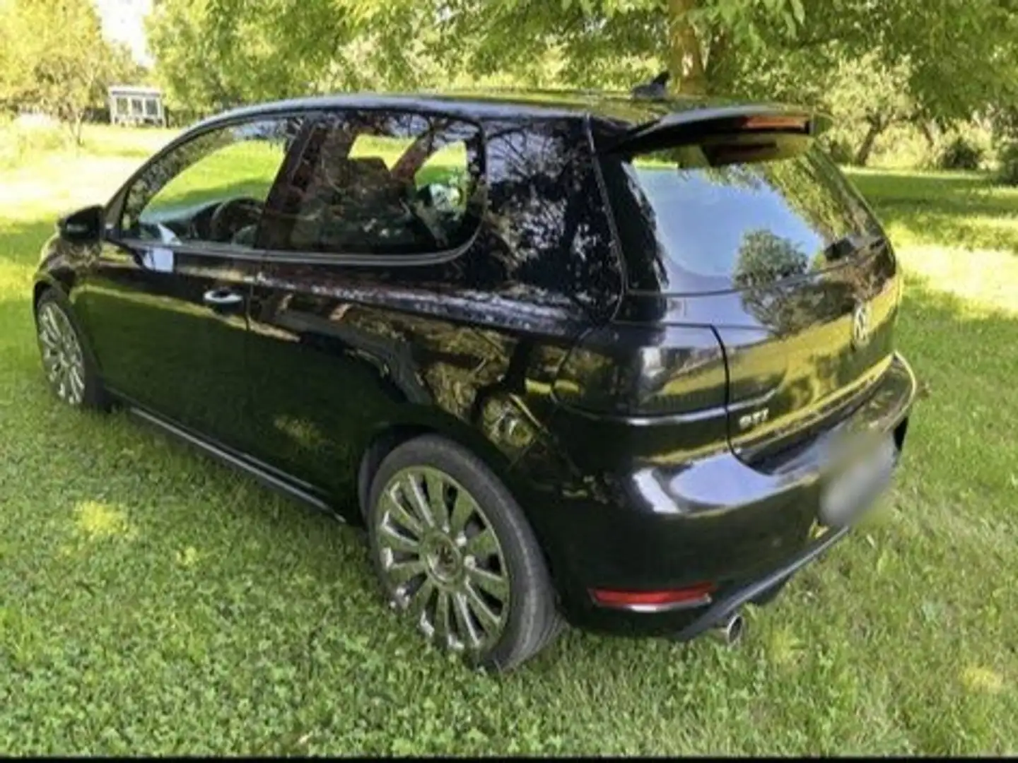 Volkswagen Golf GTI 2.0 adidas - 2