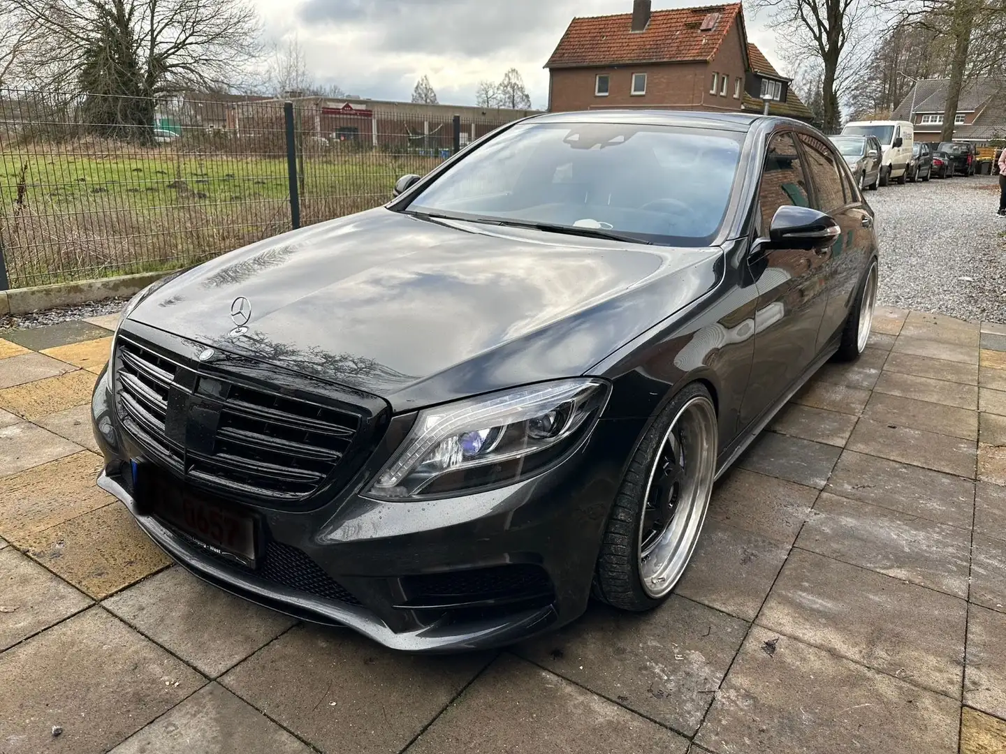 Mercedes-Benz S 500 Plug-in Hybrid /Lang+AMG +Panorama+ Schwarz - 1