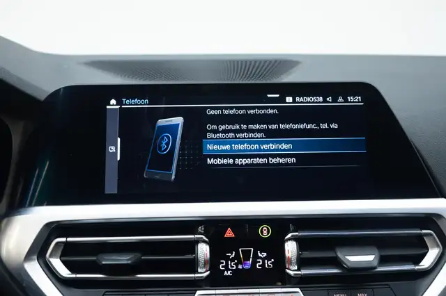 BMW 3 Series view 14