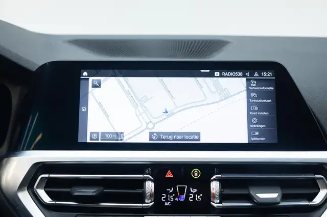 BMW 3 Series view 13