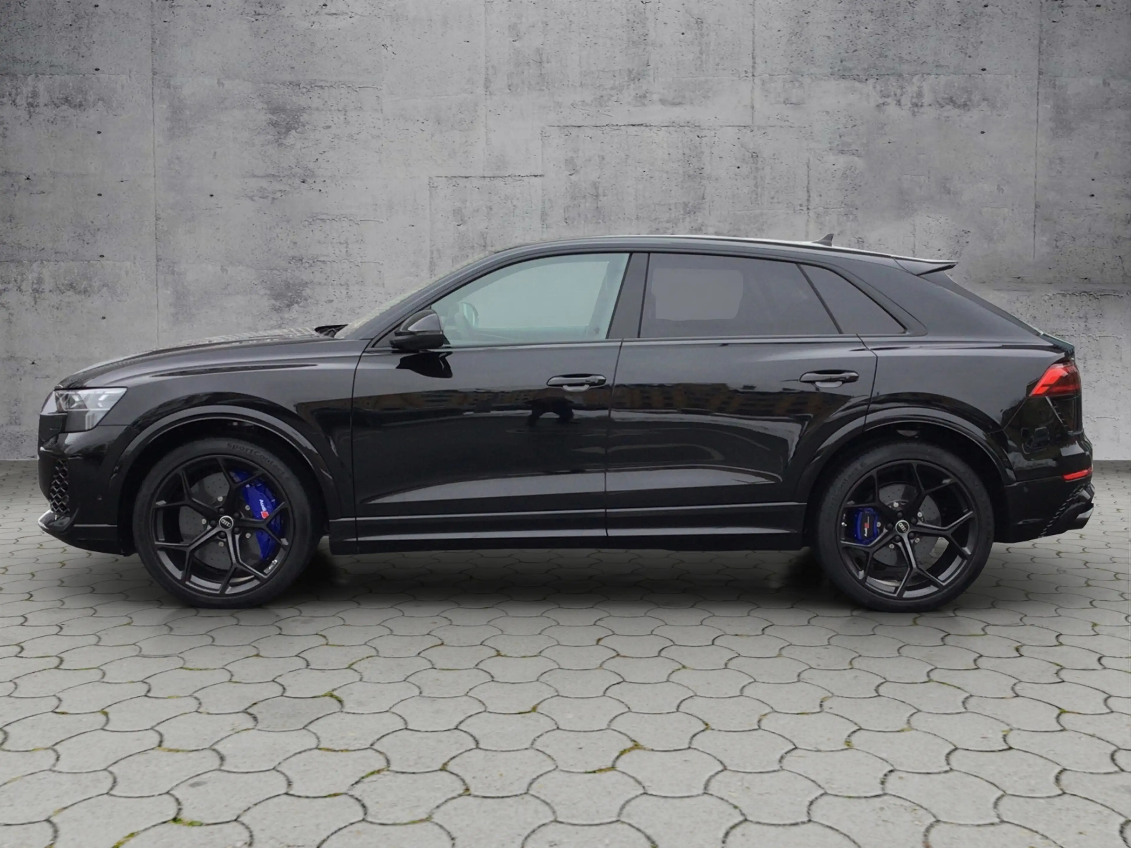 Audi RS Q8 performance 4.0 TFSI quat. PANO/STH — photo 2
