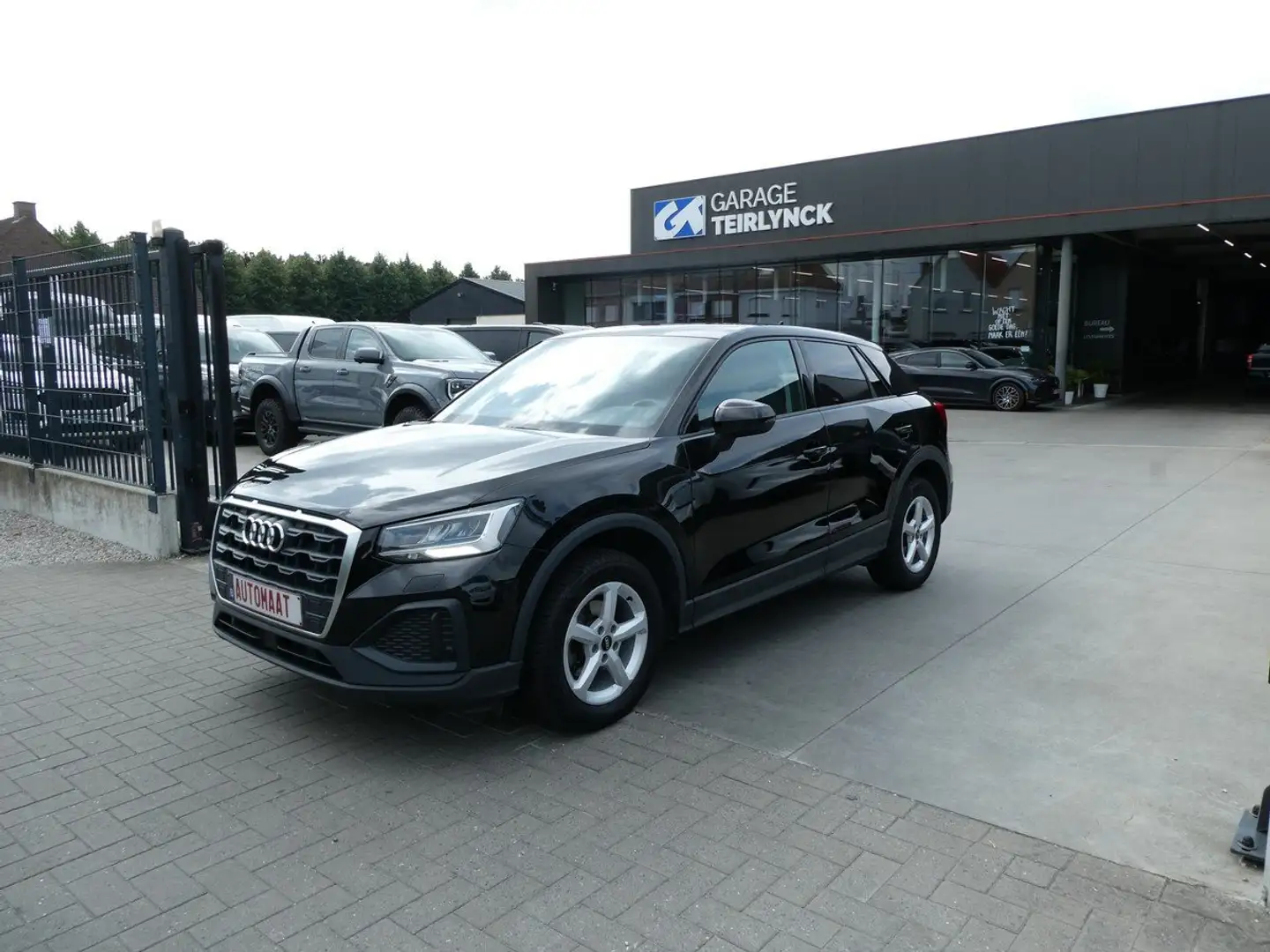 Audi Q2 1.5 TFSi 150pk Automaat Business Camera '23 (25933 Zwart - 2