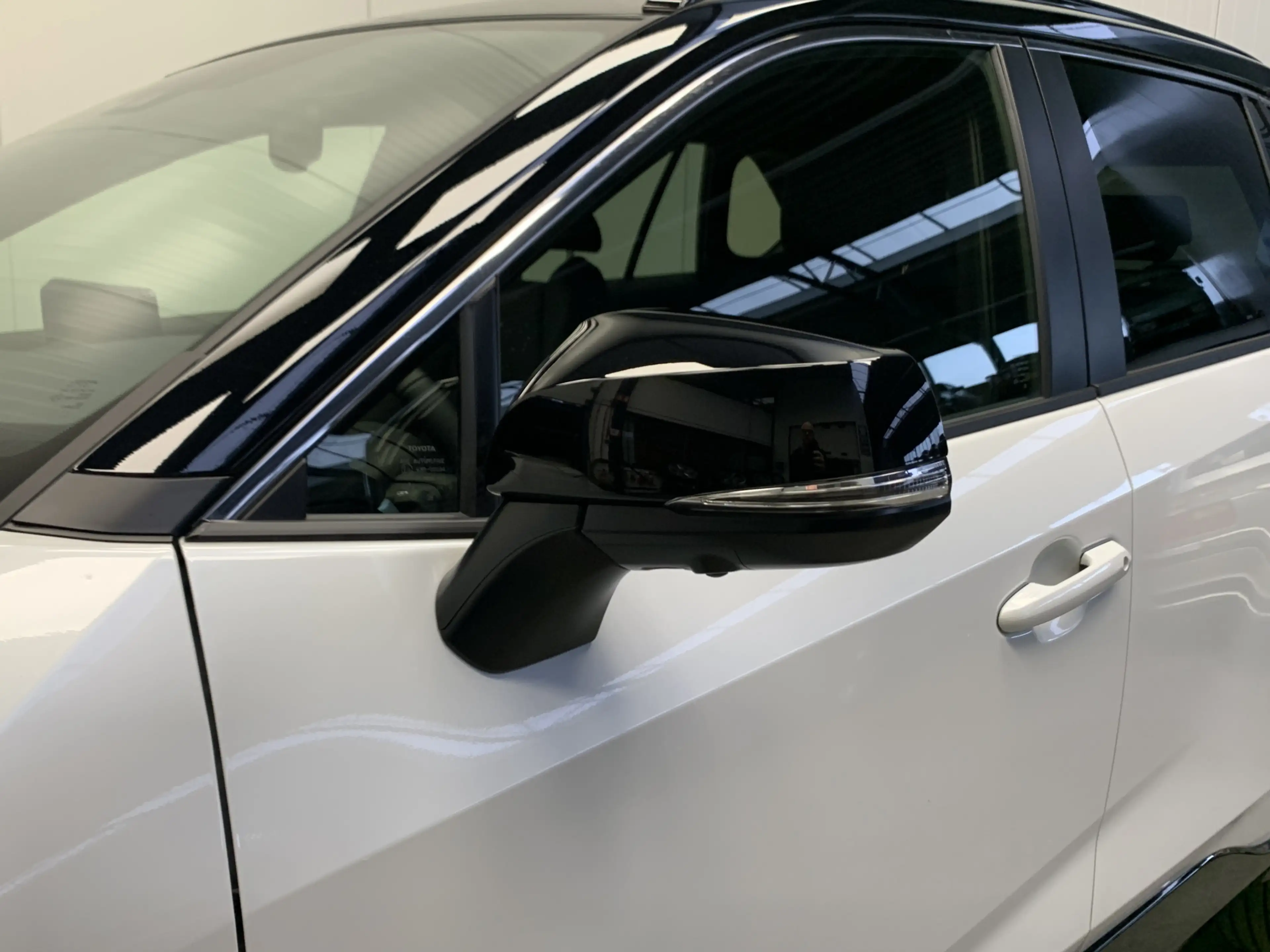 Toyota RAV 4 2.5 Hybrid Style TWOTONE-LEDER-360°CAMERA-JBL.SOUN — photo 13