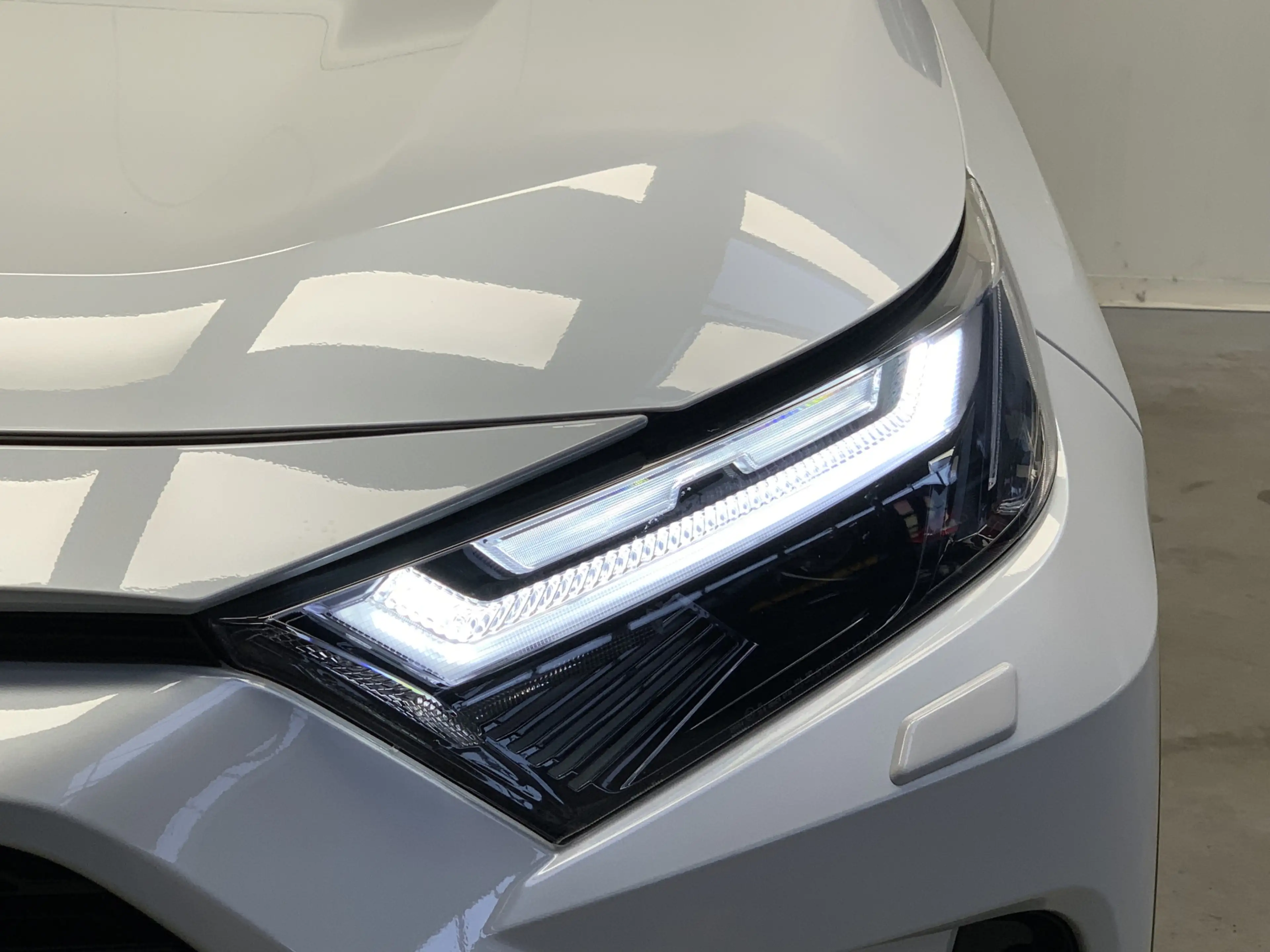 Toyota RAV 4 2.5 Hybrid Style TWOTONE-LEDER-360°CAMERA-JBL.SOUN — photo 12