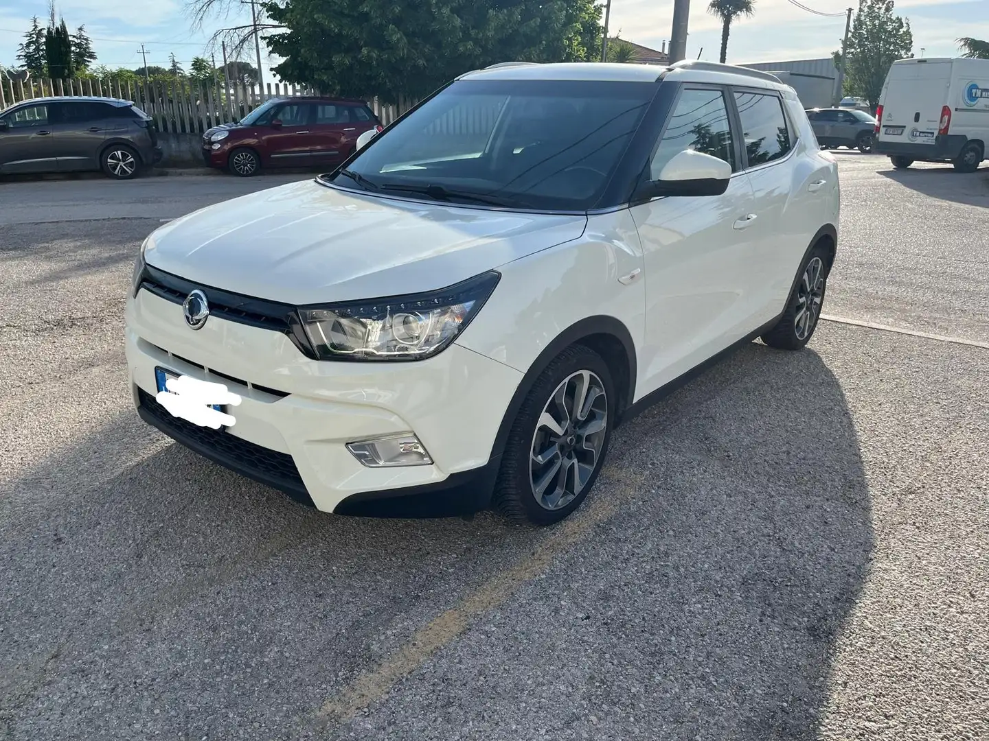 SsangYong Tivoli Tivoli 1.6d Be 2wd auto Blanc - 2