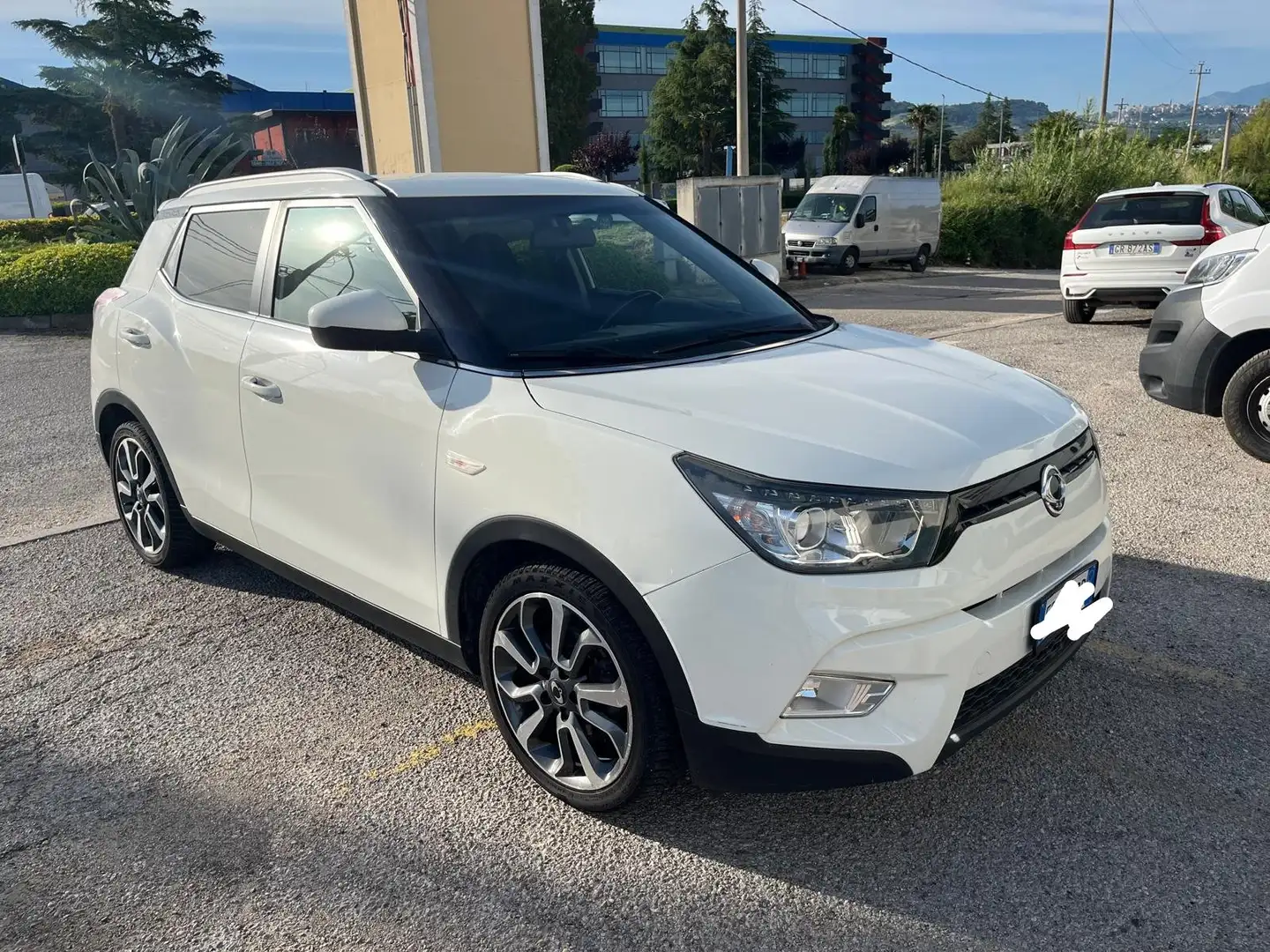 SsangYong Tivoli Tivoli 1.6d Be 2wd auto Blanc - 1