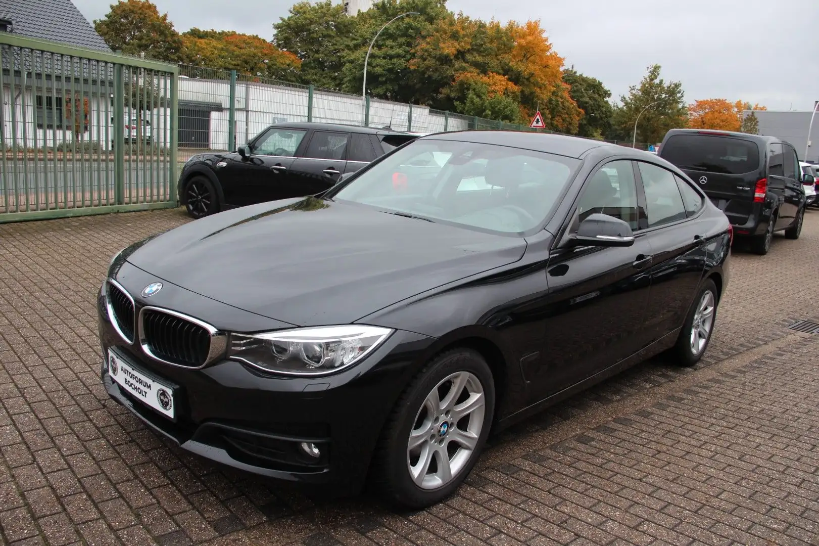 BMW 320 320 d Gran Turismo, Xenon, SHZ, Navi, AHK Noir - 2