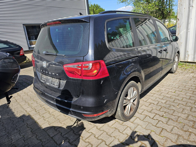 SEAT Alhambra 2.0 TDI DSG Style Scheckheft Tuv1/27 Navi SHZ PDC AHK — photo 3