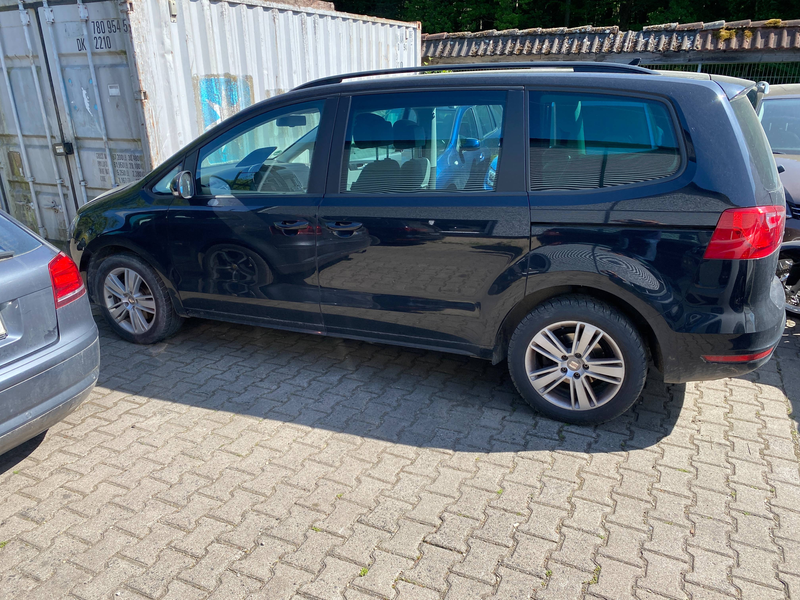 SEAT Alhambra 2.0 TDI DSG Style Scheckheft Tuv1/27 Navi SHZ PDC AHK — photo 4
