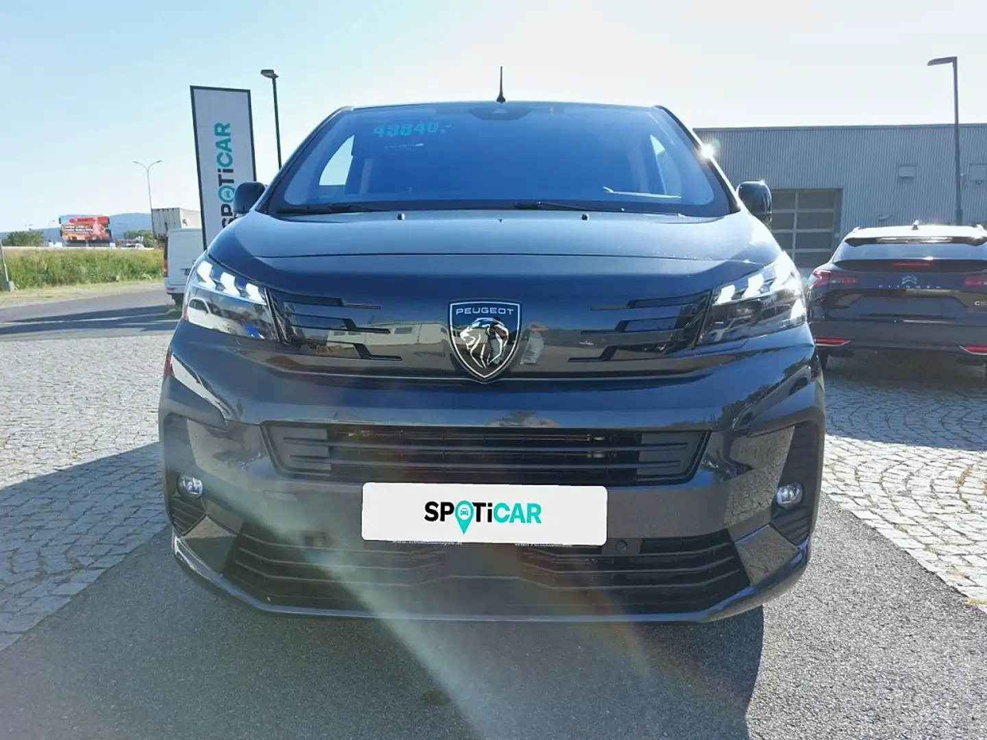 Peugeot Traveller Business BlueHDi 180 Lang EAT8 Schwarz - 2