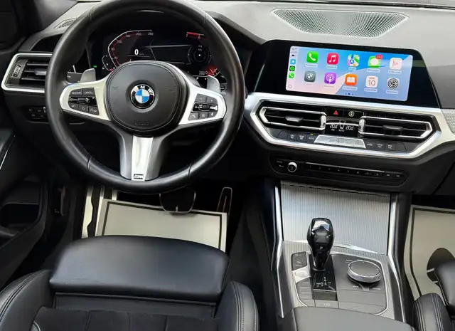 BMW 3 Series view 30