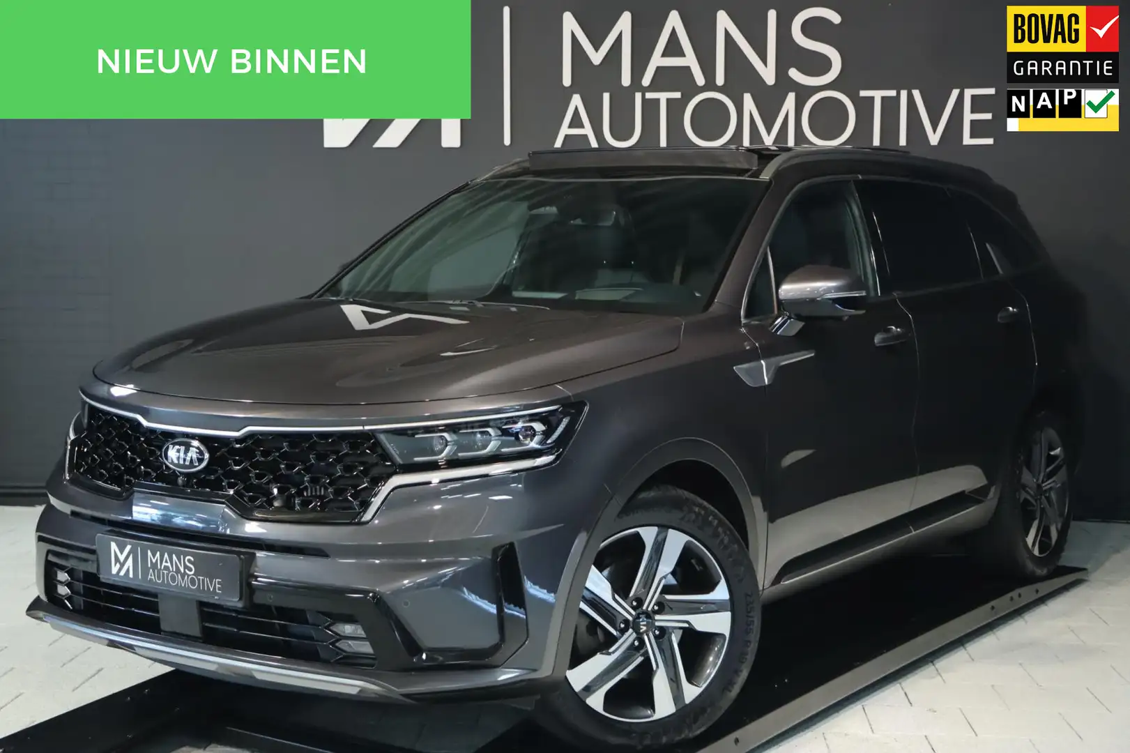 Kia Sorento 1.6 T-GDI 4WD / PANO / KEYLESS / HUD / 360 / VOLLE Gris - 1