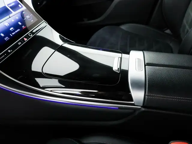Mercedes-Benz GLC view 15