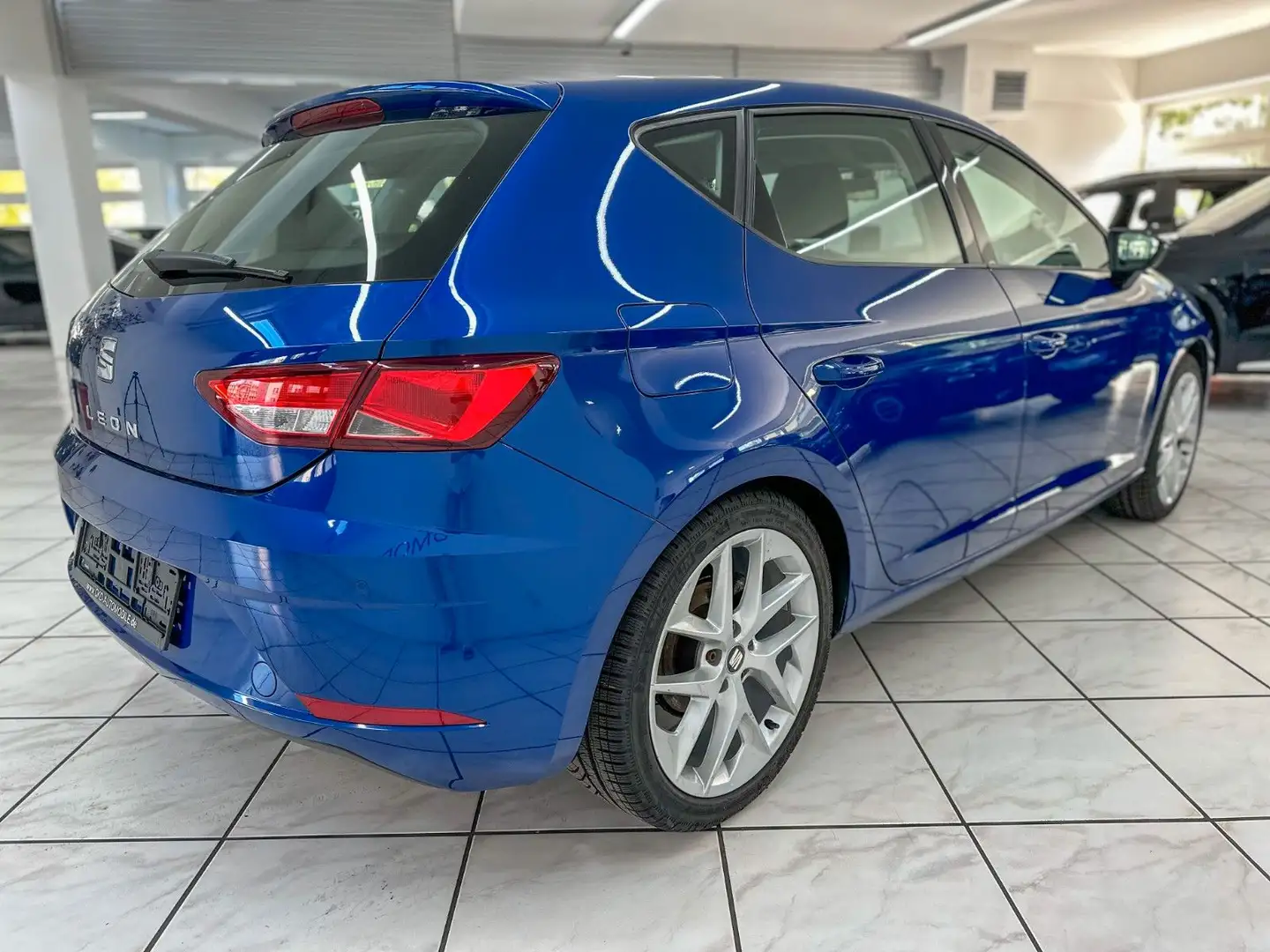SEAT Leon Reference*Klimaauto*PDC*ALU*Comfort-Paket* Blau - 2