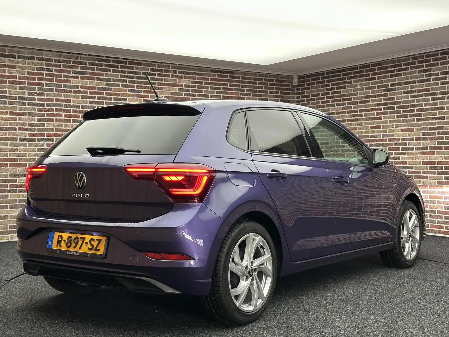 Volkswagen Polo 1.0TSI 95PK Highline|IQ Light|CarPlay|Virtual|ACC| Paars - 2