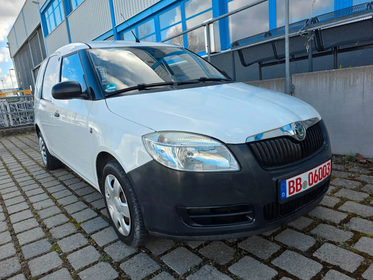 Skoda Roomster Praktik/GARANTIE/TÜV NEU/53000KM/1 HAND Blanco - 1