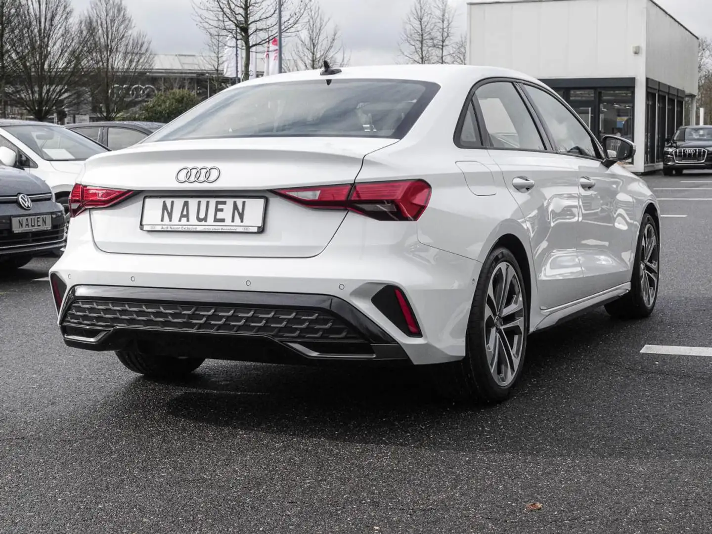 Audi A3 S-line *AHK*LED*NAVI*ACC*OPTIK SCHWARZ* Weiß - 2