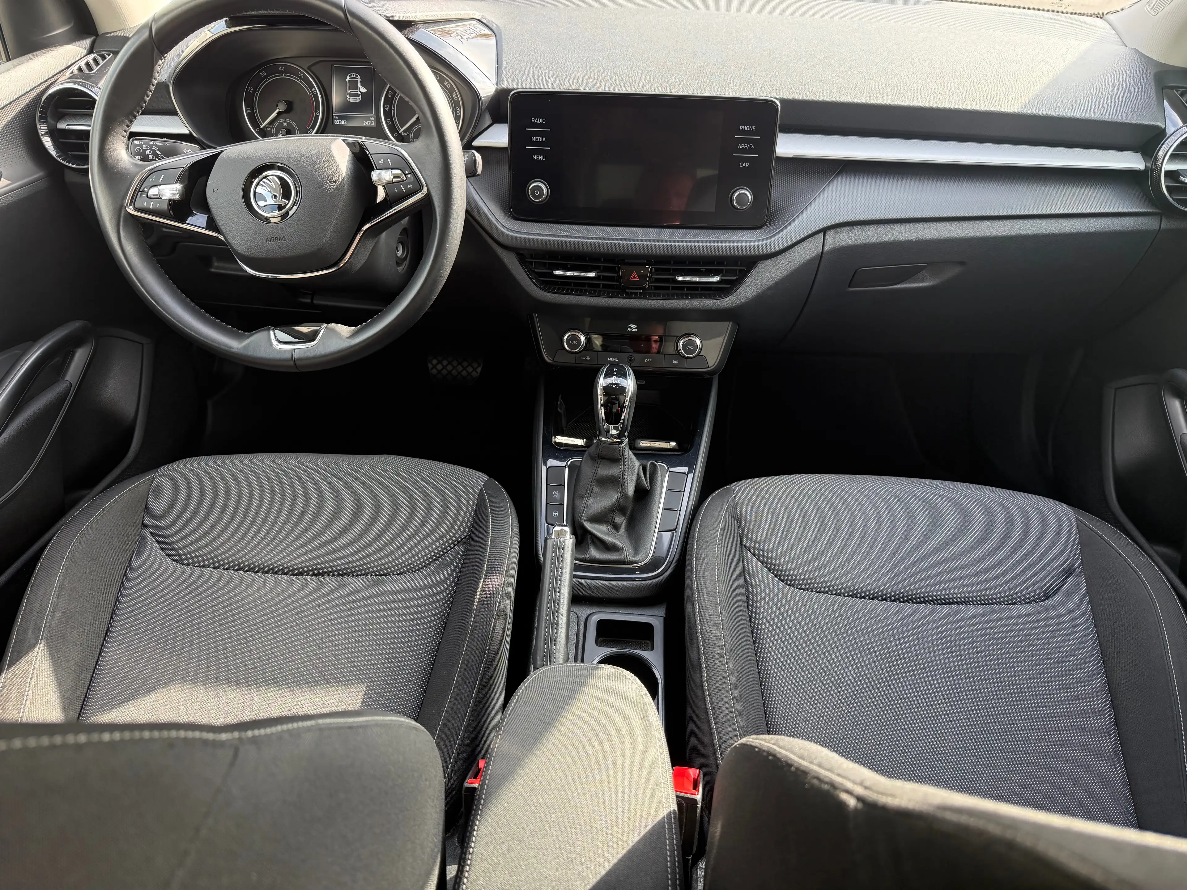 Skoda Fabia 1.0 TSI DSG — photo 9