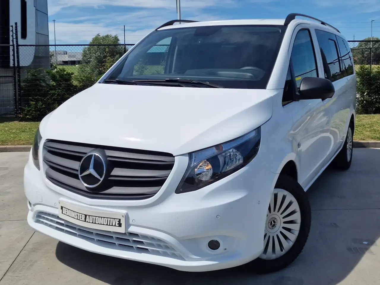 Mercedes-Benz Vito Tourer L2 Camperuitvoering Carplay Camera Navigatie