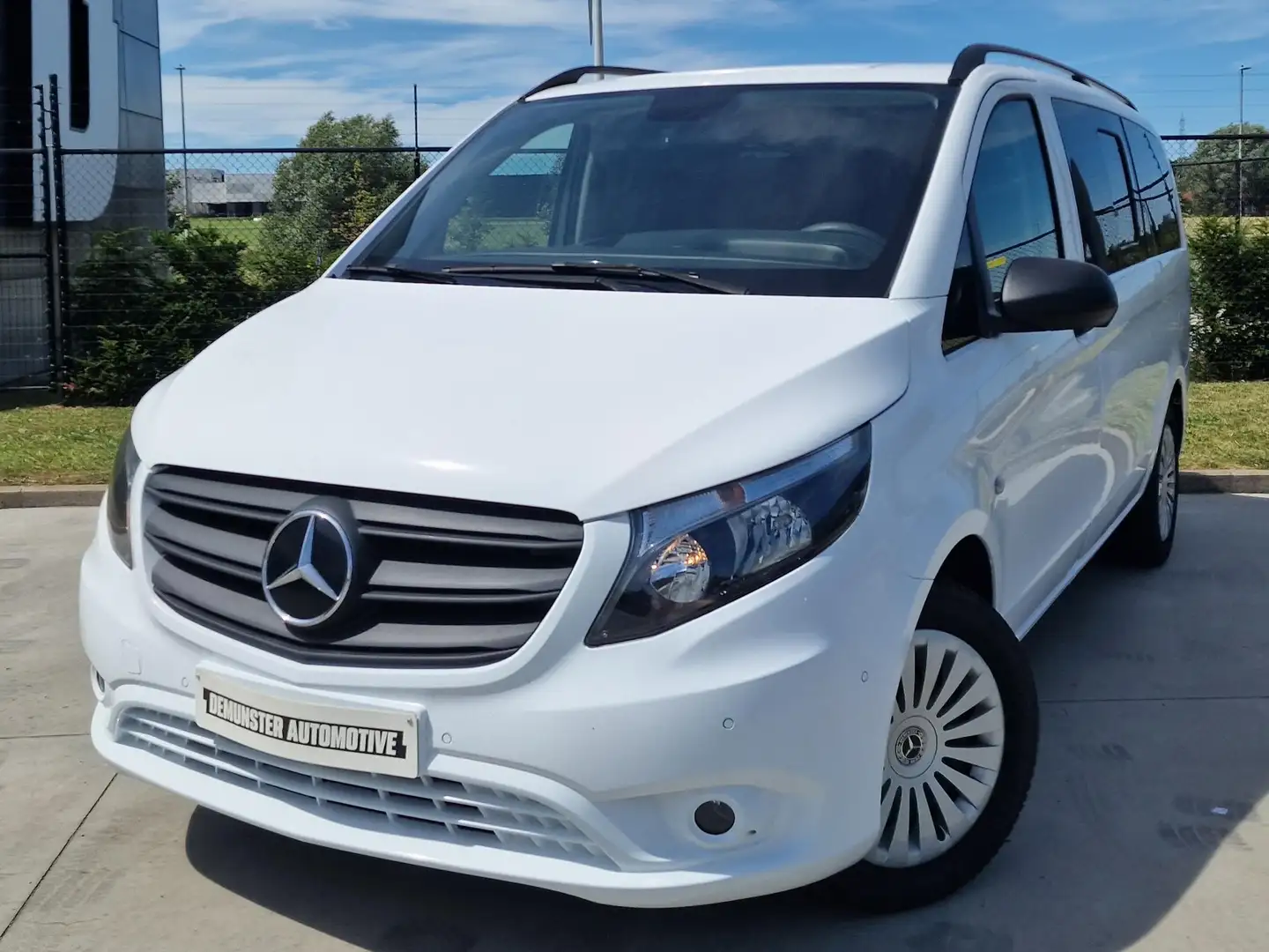 MERCEDES-BENZ Vito