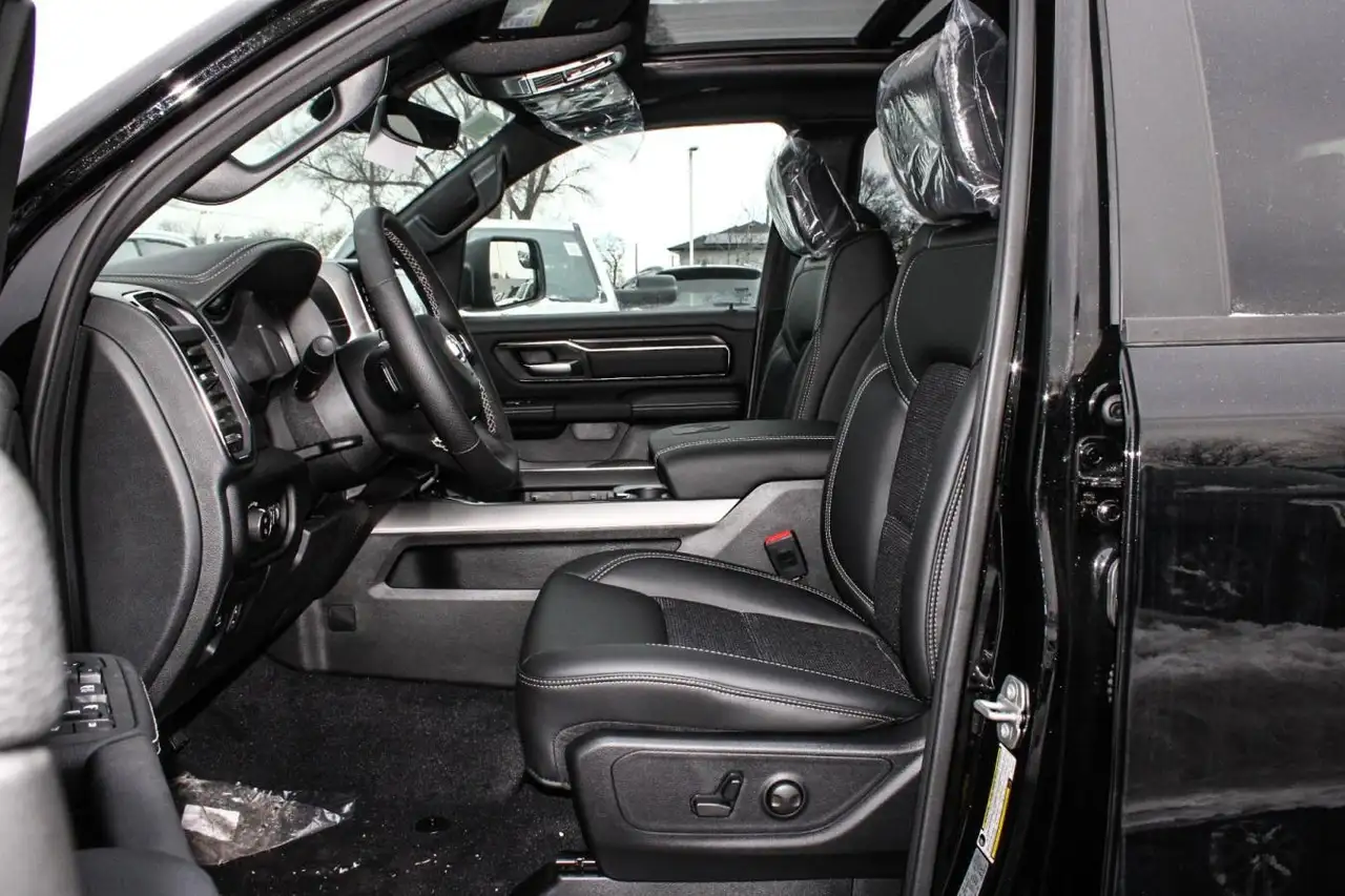 RAM 1500 fotografie RAM 1500