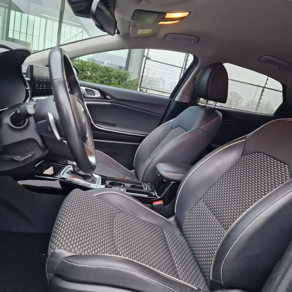 Kia X Ceed XCeed PHEV 1.6 GDi Business Line/Carplay/Camera, миниатюра 5