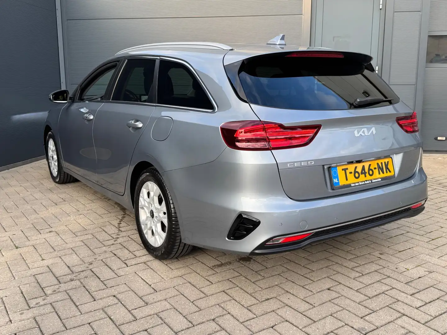Kia Ceed SW / cee'd SW Sportswagon 1.0 T-GDi Facelift / Camera / Virtual Gris - 2
