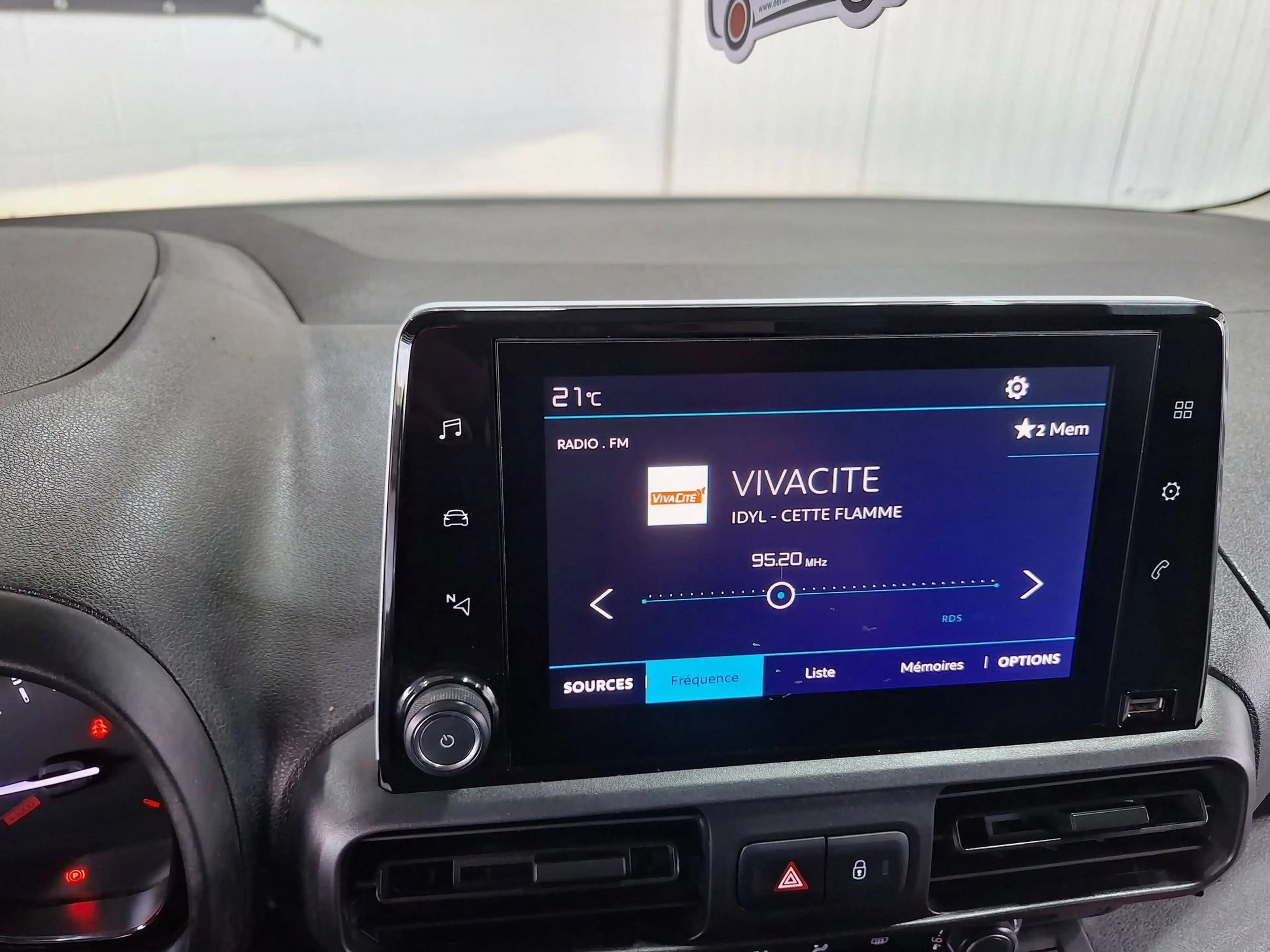 Citroen Berlingo Maxi, 1er propriétaire, 12 mois garantie, carnet entretien complet — photo 14
