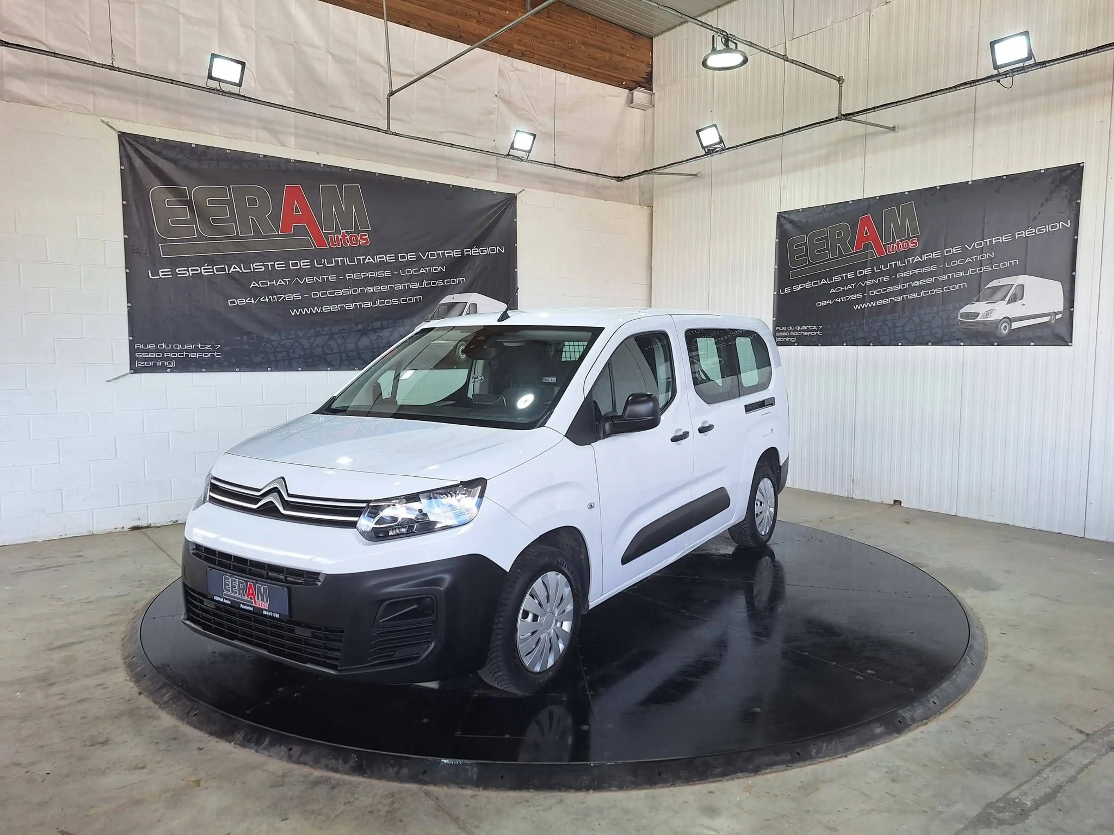 Citroen Berlingo Maxi, 1er propriétaire, 12 mois garantie, carnet entretien complet — photo 8